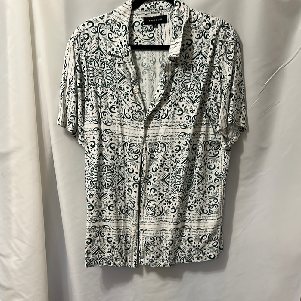 PacSun Black and White Casual Button Down Shirt